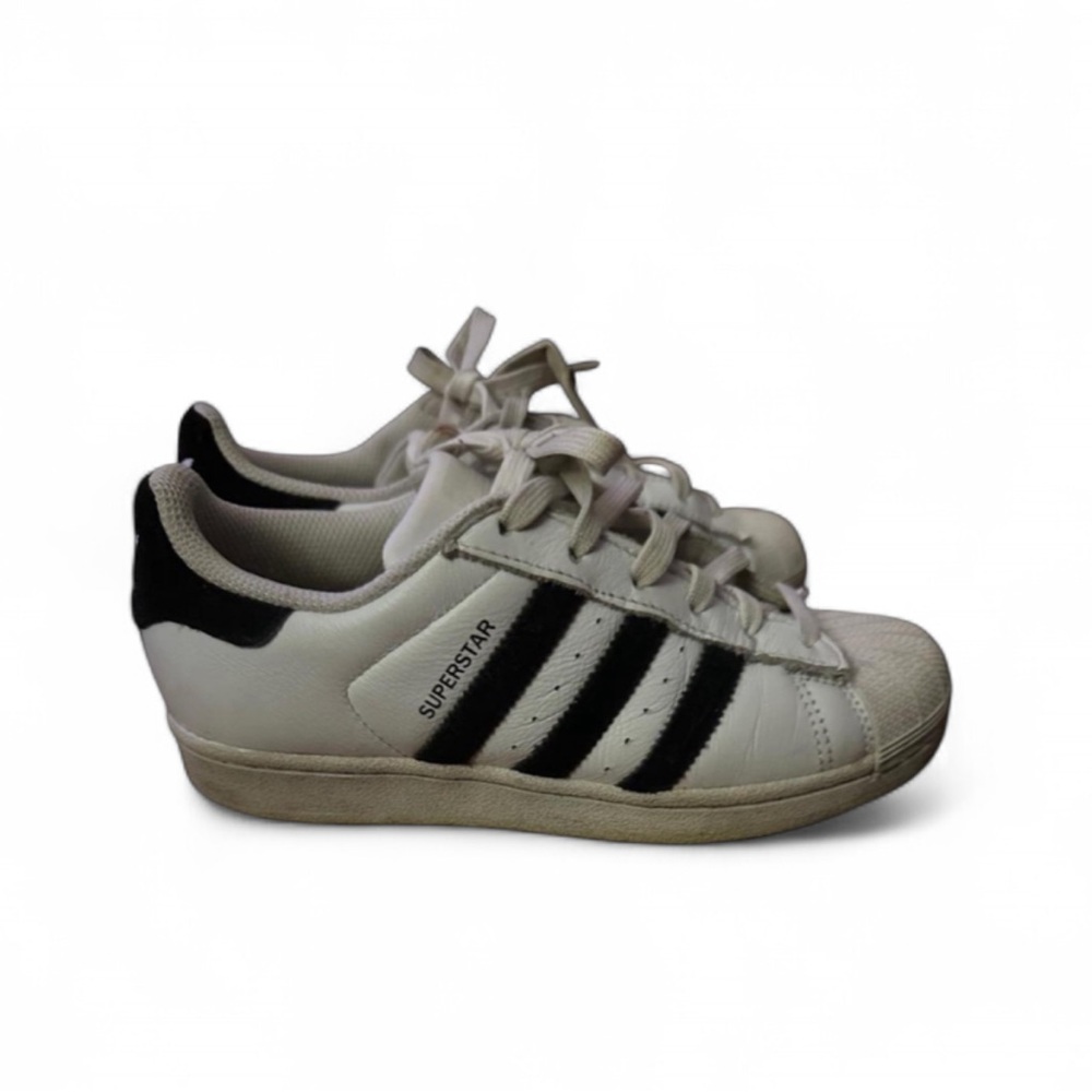 VTG Youth Boy Adidas Superstar White/Black Stripes Size US 4.5